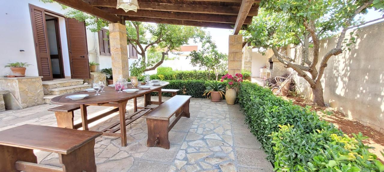 Villa Cigaline Tiggiano Bagian luar foto